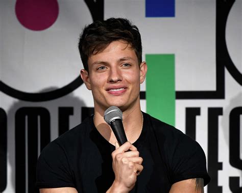 matt rife height|Matt Rifes biography: All about the comedians life and。